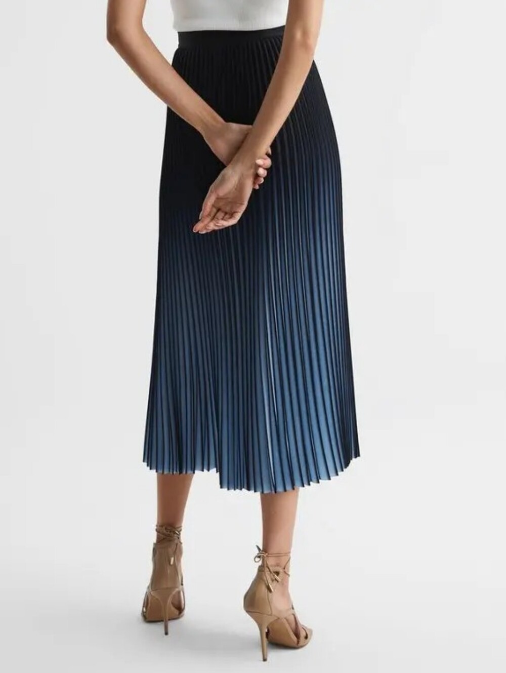 REISS Marlie Ombre Pleated Midi Skirt - Picture 2 of 10